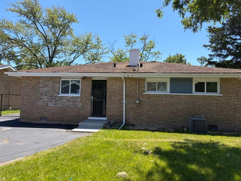 Tiny photo for 3120 Wilshire Avenue, Markham, IL 60428 (MLS # 12700539)