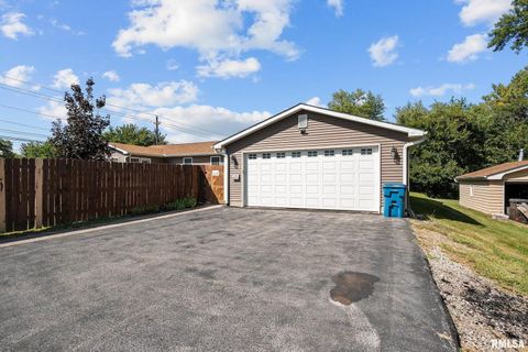 Tiny photo for 2720 KENNEDY Drive, East Moline, IL 61244 (MLS # QC4267362)