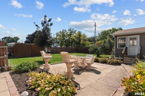 Tiny photo for 2720 KENNEDY Drive, East Moline, IL 61244 (MLS # QC4267362)