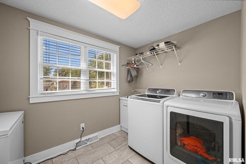 Tiny photo for 2720 KENNEDY Drive, East Moline, IL 61244 (MLS # QC4267362)