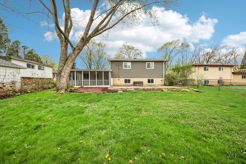 Tiny photo for 1407 N Highland Avenue, Arlington Heights, IL 60004 (MLS # 12612299)