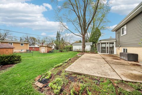 Tiny photo for 1407 N Highland Avenue, Arlington Heights, IL 60004 (MLS # 12612299)