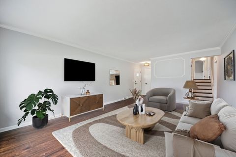 Tiny photo for 1407 N Highland Avenue, Arlington Heights, IL 60004 (MLS # 12612299)