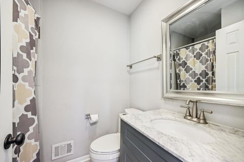 Tiny photo for 1407 N Highland Avenue, Arlington Heights, IL 60004 (MLS # 12612299)