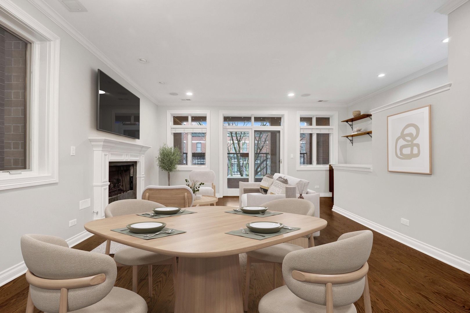 1033 W Monroe Street 2