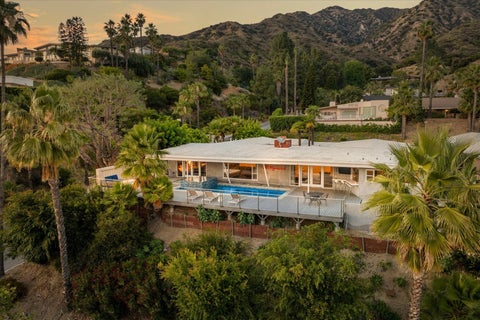 Photo of 1900 Ransom Road, Glendale, CA 91202 (MLS # 12766760)