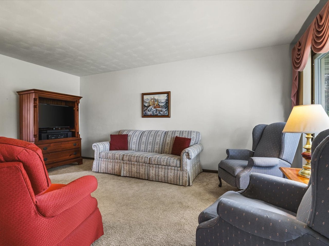 4015 Pleasant Valley Boulevard