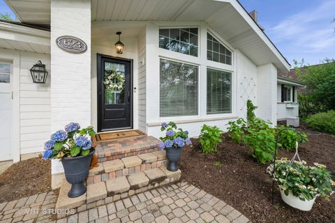 623 Cumnor Avenue Barrington IL 60010