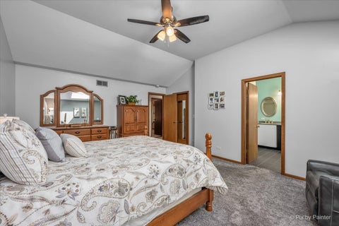 Tiny photo for 152 Jacquelyn Drive, Bensenville, IL 60106 (MLS # 12725198)