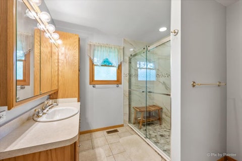 Tiny photo for 152 Jacquelyn Drive, Bensenville, IL 60106 (MLS # 12725198)