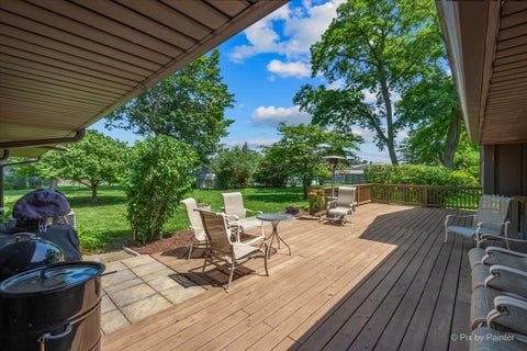 Tiny photo for 152 Jacquelyn Drive, Bensenville, IL 60106 (MLS # 12725198)