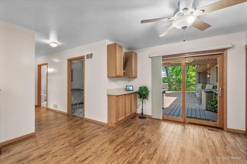 Tiny photo for 152 Jacquelyn Drive, Bensenville, IL 60106 (MLS # 12725198)
