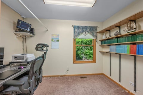 Tiny photo for 152 Jacquelyn Drive, Bensenville, IL 60106 (MLS # 12725198)