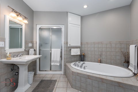 Tiny photo for 524/600 E Van Buren Street, Ottawa, IL 61350 (MLS # 12676533)
