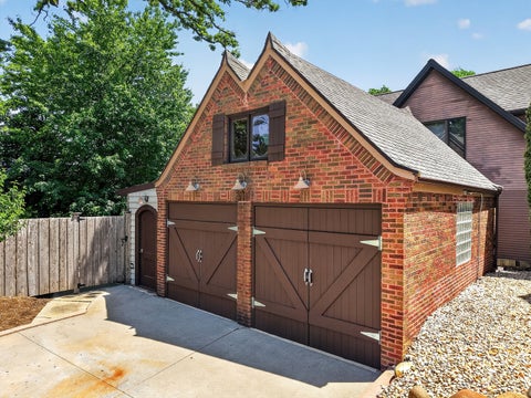 Tiny photo for 524/600 E Van Buren Street, Ottawa, IL 61350 (MLS # 12676533)