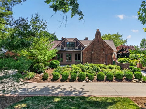 Tiny photo for 524/600 E Van Buren Street, Ottawa, IL 61350 (MLS # 12676533)