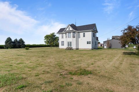 Tiny photo for 14373 N 1700 East Road, Pontiac, IL 61764 (MLS # 12418216)