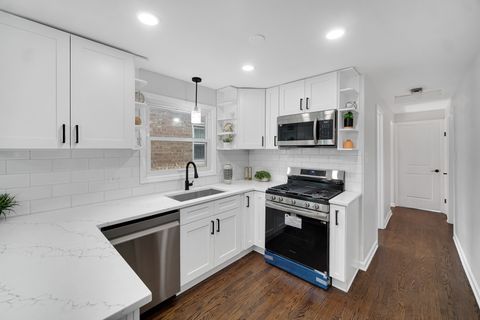 Tiny photo for 1707 E 93rd Street, Chicago, IL 60617 (MLS # 12509956)