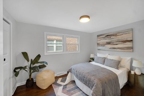 Tiny photo for 1707 E 93rd Street, Chicago, IL 60617 (MLS # 12509956)