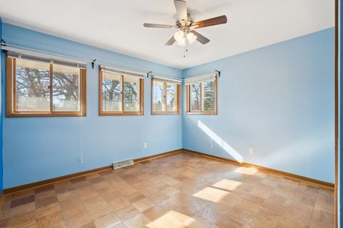 Tiny photo for 5019 34th Avenue A, Moline, IL 61265 (MLS # 12603335)