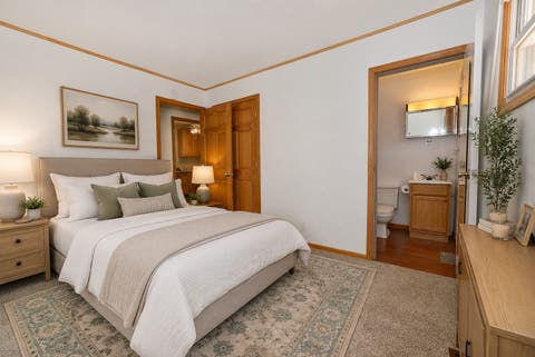 Tiny photo for 704 Fort Street, Ottawa, IL 61350 (MLS # 12707502)