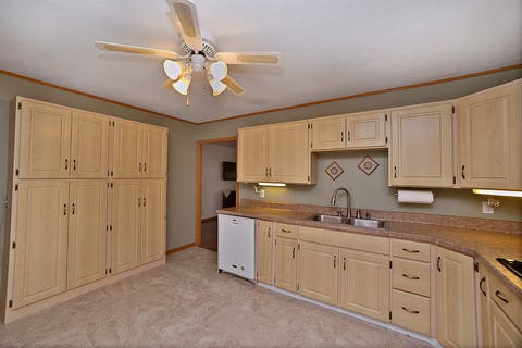 Tiny photo for 704 Fort Street, Ottawa, IL 61350 (MLS # 12707502)