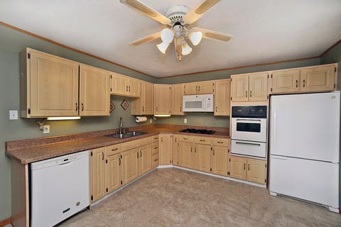 Tiny photo for 704 Fort Street, Ottawa, IL 61350 (MLS # 12707502)
