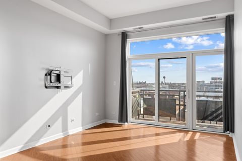 Tiny photo for 2317 W Wolfram Street #513, Chicago, IL 60618 (MLS # 12569712)