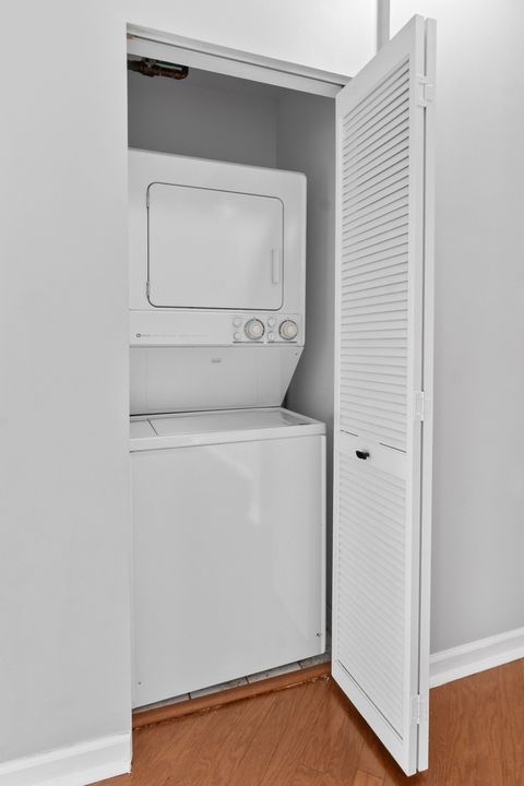 Tiny photo for 2317 W Wolfram Street #513, Chicago, IL 60618 (MLS # 12569712)