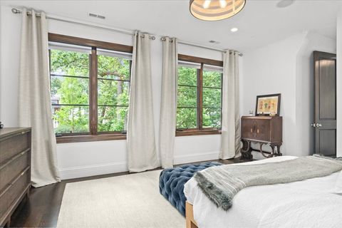 Tiny photo for 601 Linden Avenue, Wilmette, IL 60091 (MLS # 12487724)
