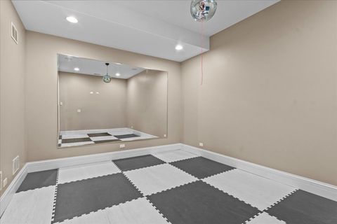 Tiny photo for 601 Linden Avenue, Wilmette, IL 60091 (MLS # 12487724)