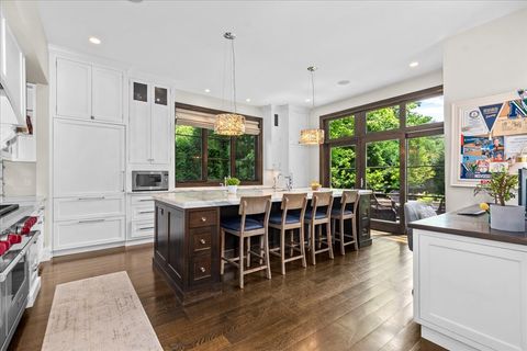 Tiny photo for 601 Linden Avenue, Wilmette, IL 60091 (MLS # 12487724)
