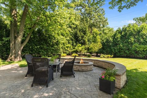 Tiny photo for 601 Linden Avenue, Wilmette, IL 60091 (MLS # 12487724)