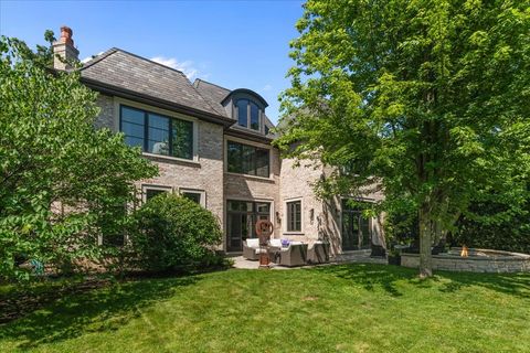 Tiny photo for 601 Linden Avenue, Wilmette, IL 60091 (MLS # 12487724)