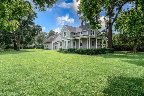 Tiny photo for 1961 Miner Street, Des Plaines, IL 60016 (MLS # 12735029)