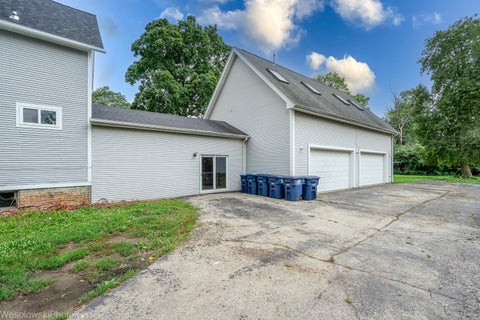 Tiny photo for 1961 Miner Street, Des Plaines, IL 60016 (MLS # 12735029)