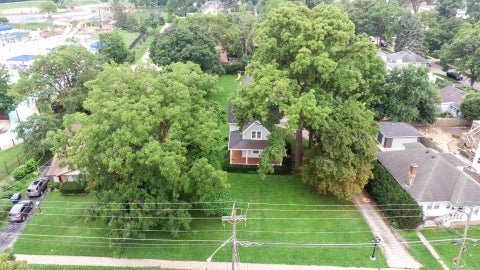 Tiny photo for 1961 Miner Street, Des Plaines, IL 60016 (MLS # 12735029)