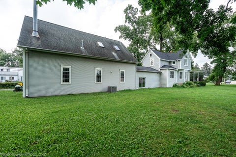 Tiny photo for 1961 Miner Street, Des Plaines, IL 60016 (MLS # 12735029)