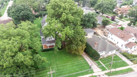 Tiny photo for 1961 Miner Street, Des Plaines, IL 60016 (MLS # 12735029)