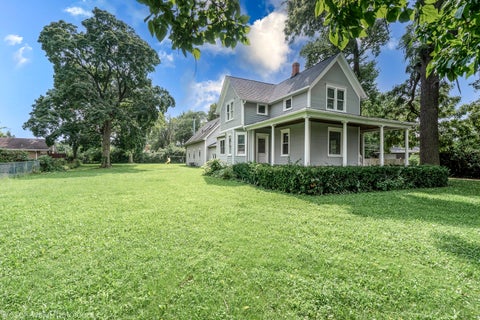 Tiny photo for 1961 Miner Street, Des Plaines, IL 60016 (MLS # 12735029)