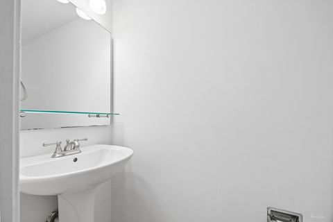 Tiny photo for 915 Carlisle Avenue, Westmont, IL 60559 (MLS # 12478257)
