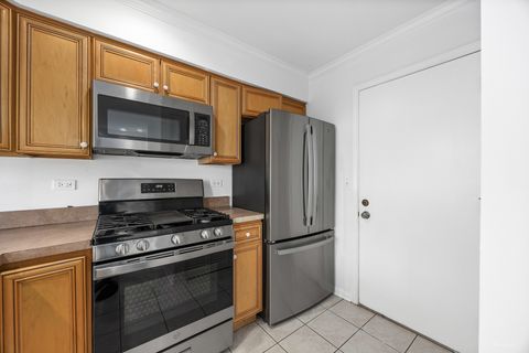 Tiny photo for 915 Carlisle Avenue, Westmont, IL 60559 (MLS # 12478257)