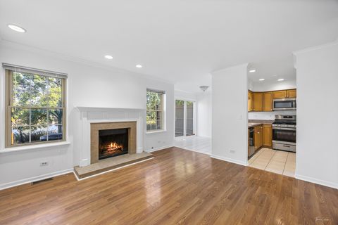 Tiny photo for 915 Carlisle Avenue, Westmont, IL 60559 (MLS # 12478257)