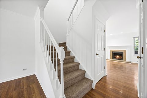 Tiny photo for 915 Carlisle Avenue, Westmont, IL 60559 (MLS # 12478257)