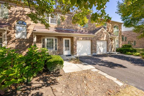 Tiny photo for 915 Carlisle Avenue, Westmont, IL 60559 (MLS # 12478257)