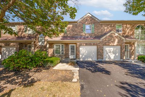 Tiny photo for 915 Carlisle Avenue, Westmont, IL 60559 (MLS # 12478257)