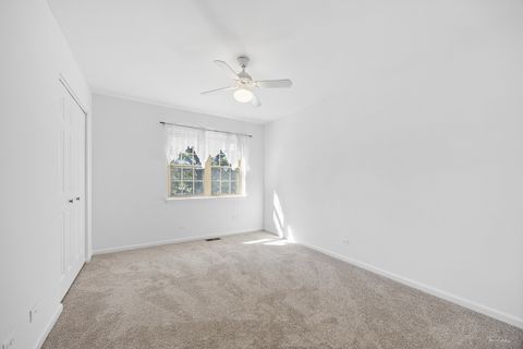 Tiny photo for 915 Carlisle Avenue, Westmont, IL 60559 (MLS # 12478257)