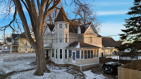 Tiny photo for 1023 S PEORIA Avenue, Dixon, IL 61021 (MLS # 12548030)