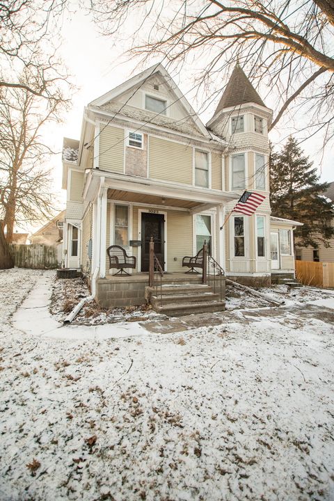 Tiny photo for 1023 S PEORIA Avenue, Dixon, IL 61021 (MLS # 12548030)