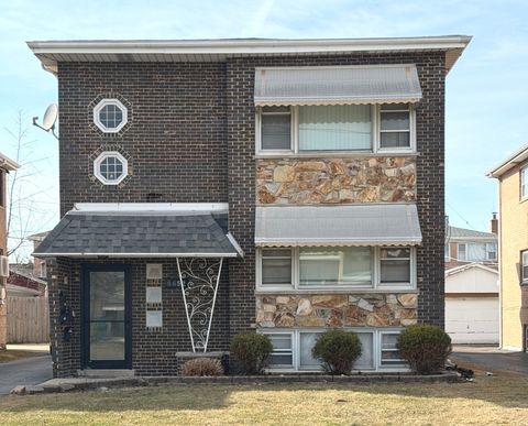 8652 S Leamington Street Burbank IL 60459